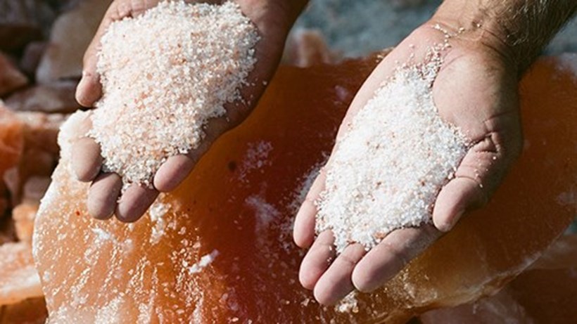 Lanesborough Club Spa Knightsbridge Spa Treatments Ila Himalayan Salt Crystals 820X461 (1)