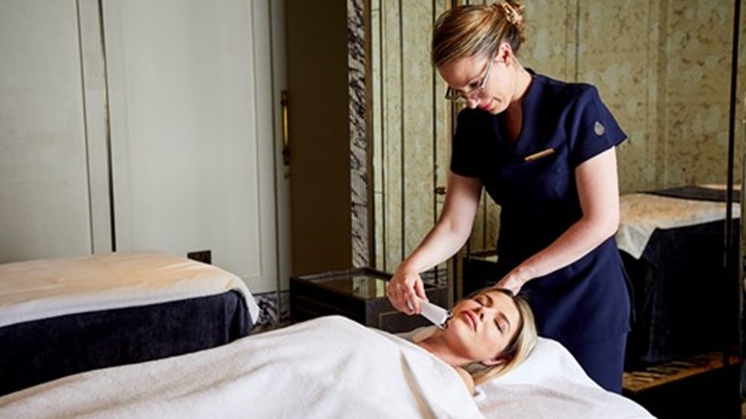 The Lanesborough Club And Spa No Needle Facelift