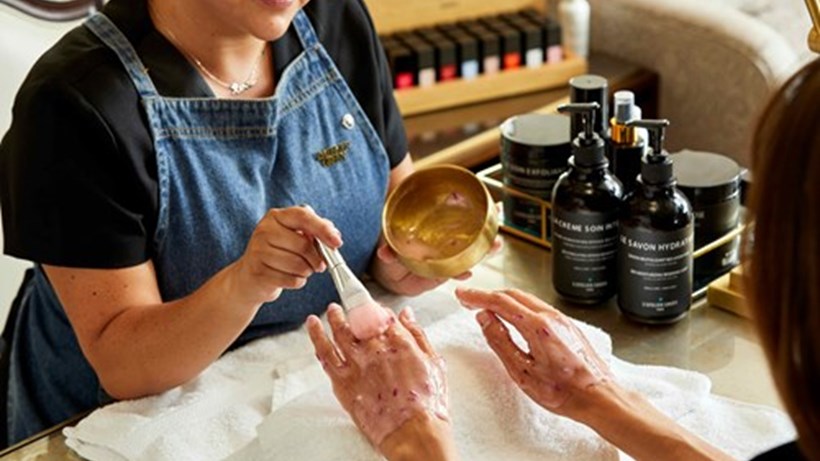 The Lanesborough Club Spa Manicure Organic Rose Petal Jelly Treatment 2